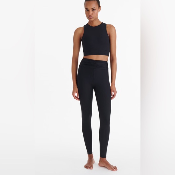 Eres Caitlin
Leggings - Picture 1 of 5